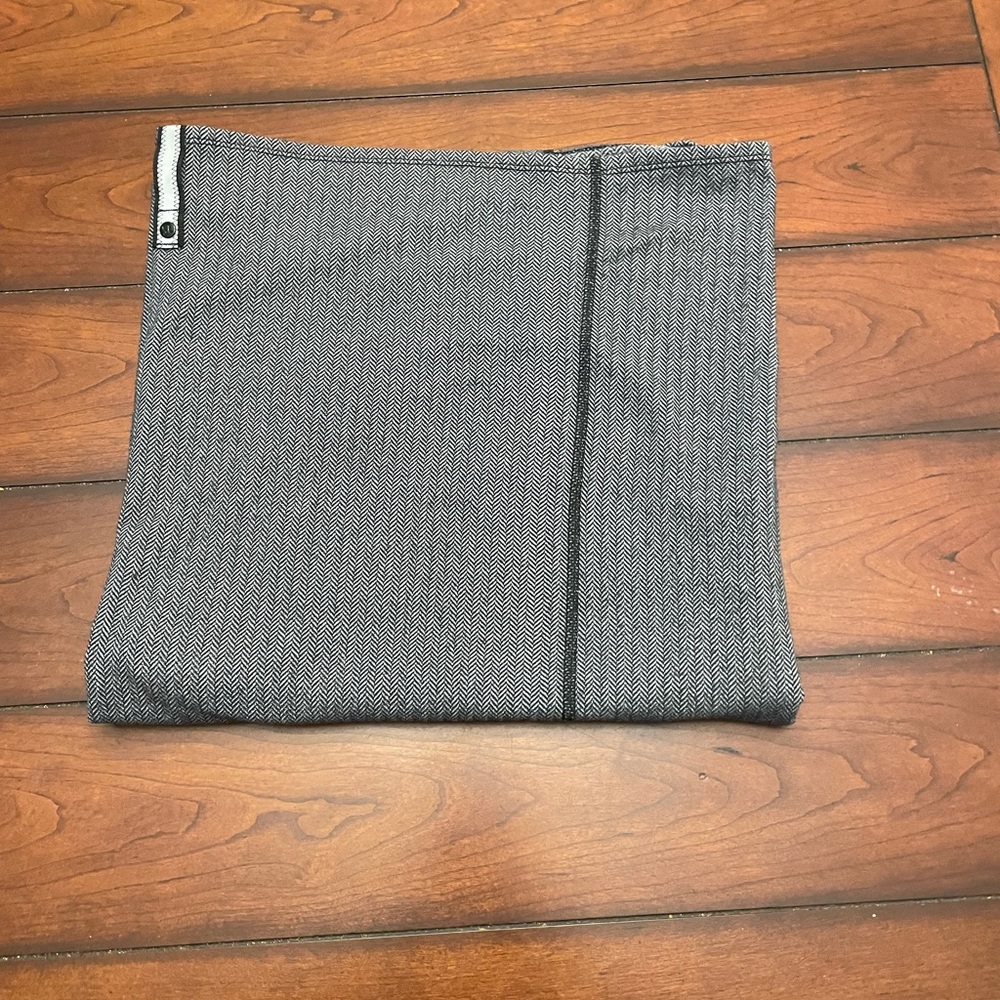 Lululemon Herringbone Vinyasa Scarf